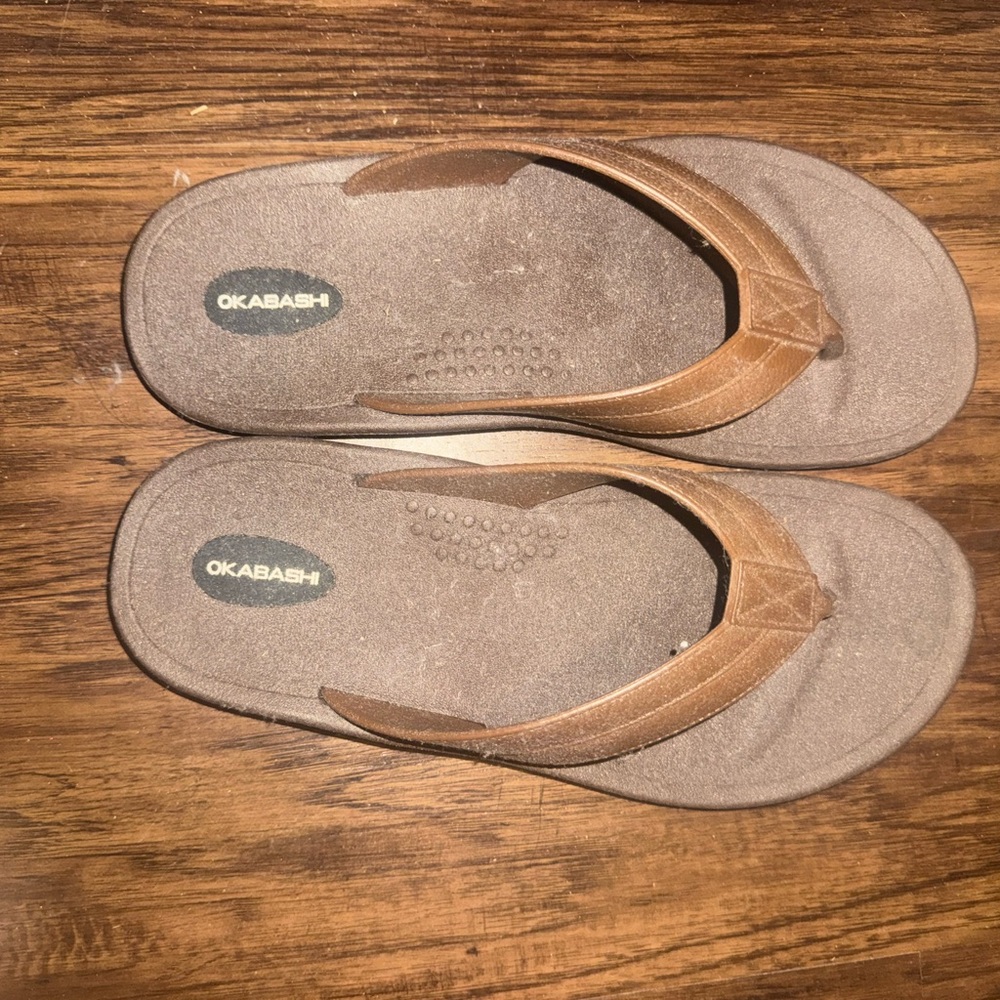 Okabashi Tan Sandals